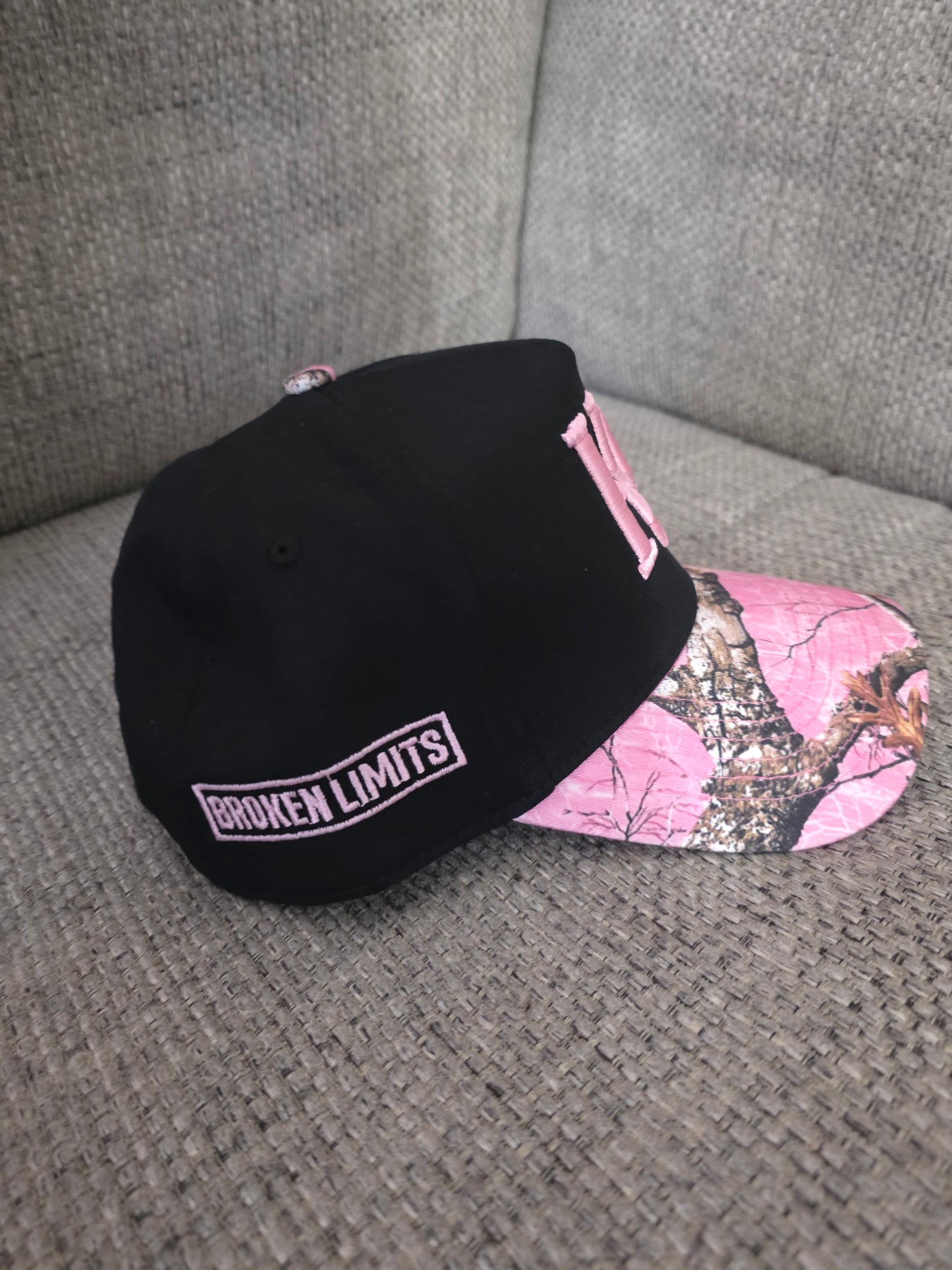 Broken Star KC Pink/Camo